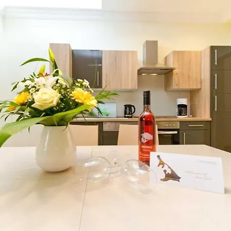 Villa Livia Whg 02 *